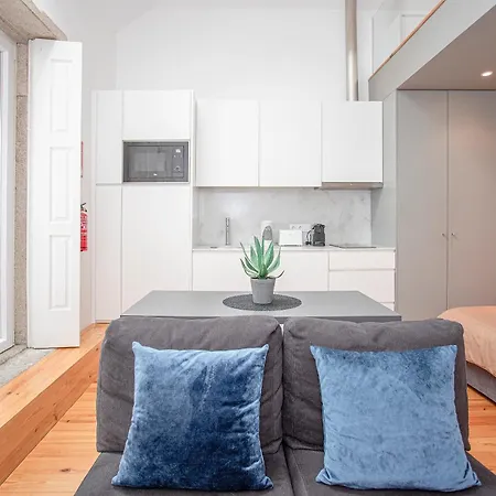 Liiiving In - Heart Of Mezzanine *