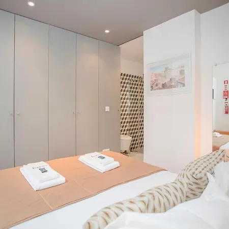 Liiiving In - Heart Of Mezzanine 波尔图